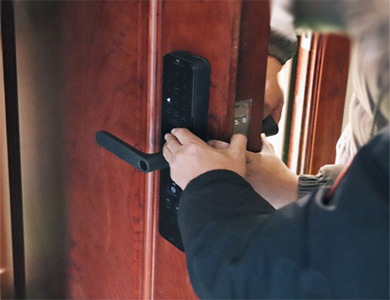 南乐24小时上门开锁公司